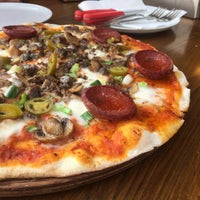 Photo prise au Doritali Pizza par Uğur Ö. le8/26/2017
