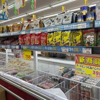 Photo taken at お酒の河内屋 業務スーパー 小平店 by nyamn on 3/22/2023