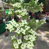 Photo taken at Jackson Heights Greenmarket by Paul K. on 5/29/2016