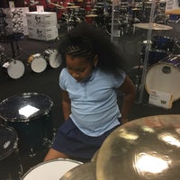 Photo taken at Guitar Center by Fathom d. on 5/31/2017
