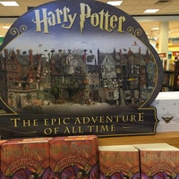 Barnes Noble Bookstore In Lakewood