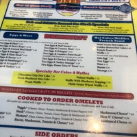 Photo taken at Bob &amp; Edith&#39;s Diner by Larry F. on 8/2/2019