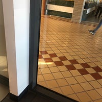 payless iverson mall
