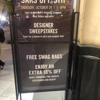 Photo taken at Saks OFF 5TH by Larry F. on 10/24/2019