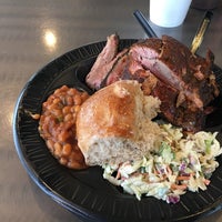 Photo taken at Off The Bone Barbeque by Roger P. on 2/3/2018