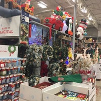 Photo taken at Lowe&amp;#39;s by Toni A. on 11/5/2016