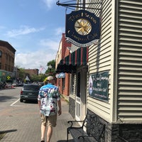 7/6/2021 tarihinde Amy A.ziyaretçi tarafından Brass Compass Cafe'de çekilen fotoğraf