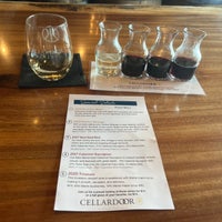 Foto scattata a Cellardoor Winery At The Vineyard da Amy A. il 8/13/2023
