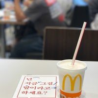 Photo taken at McDonald&amp;#39;s by smknt on 5/21/2017