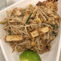 Photo taken at Your Thai by Javier Y. on 7/25/2018