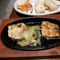 Photo taken at Sushi Oba by Talita O. on 3/29/2018