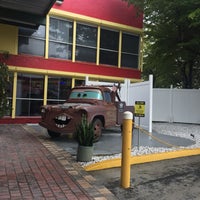 Foto tomada en Miami&amp;#39;s Auto Museum at the Dezer Collection  por João Víctor R. el 12/2/2016