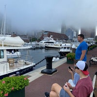 Foto diambil di Boston Harbor Cruises oleh Melissa M. pada 8/23/2021