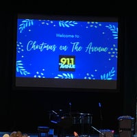 Foto scattata a Fox Cities Performing Arts Center da Melissa M. il 12/23/2021