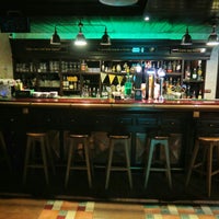 Photo taken at Barry Barr&#39;s Irish Pub &amp; Bar by Alex B. on 8/17/2018