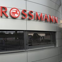 Foto tirada no(a) Rossmann Zentrale por Tobi M. em 9/22/2014