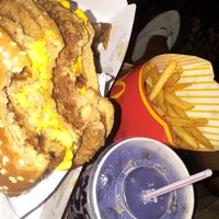 Photo taken at McDonald&amp;#39;s by Henricke P. on 8/4/2018