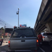 Photo taken at Wisut Kasat Intersection by เทพเทพา เ. on 12/12/2015