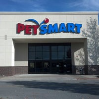 Photo taken at PetSmart by Ede H. on 11/10/2012