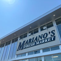 Photo taken at Mariano&amp;#39;s Fresh Market by tankboy on 5/20/2023