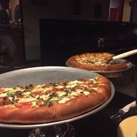 8/13/2016에 Elizabeth G.님이 Moonlight Pizza Company에서 찍은 사진