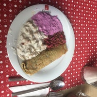 Photo taken at Balsamico Cafe&amp;amp;Cuisine by Sevgi Yağmur T. on 9/21/2018