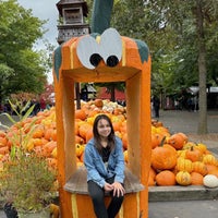Photo taken at Bengtson&amp;#39;s Pumpkin Farm and Fall Fest by Rosie N. on 9/25/2022