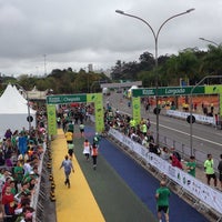 Photo taken at 22ª Maratona de Revezamento Pão de Açúcar by Aldo B. on 9/21/2014