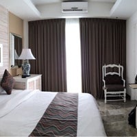 Boutique Hotel Summerhome Umasari Bed Breakfast - 