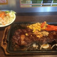 Photo taken at Ikinari Steak by ミズキ -. on 5/6/2019