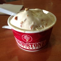 Photo taken at Cold Stone Creamery by Pixie S. on 8/5/2013
