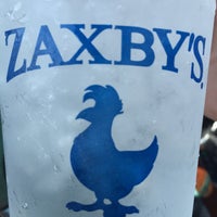 Photo taken at Zaxby&amp;#39;s Chicken Fingers &amp;amp; Buffalo Wings by R.j. W. on 5/8/2015