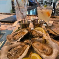 Foto scattata a Wild Sea Oyster Bar &amp;amp; Grille da Alyssa A. il 5/29/2021
