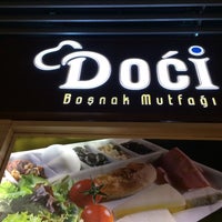 Foto diambil di Doci Boşnak Mutfak Restaurant &amp;amp; Cafe oleh Muhammet Y. pada 5/20/2015