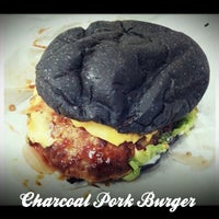 Foto tirada no(a) Stacks Burger por Penny C. em 4/19/2013