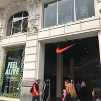 elección jazz Debilitar Nike Store - Gran Vía - 16 tips de 1430 visitantes