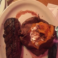 Photo taken at Texas Roadhouse by Kanyanut S. on 7/13/2017