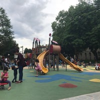 Aire De Jeux Du Jardin Villemin Playground In Paris