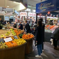 Photo taken at Marché Couvert Saint-Martin by JeanMat on 3/16/2019
