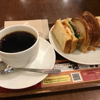 Photo taken at Ueshima Coffee House by Ugyou Y. on 1/11/2018