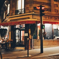Photo taken at Le café qui parle by Jus M. on 10/21/2016