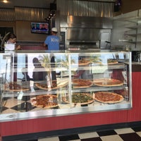 3/7/2016에 Lee H.님이 Boston Style Pizza에서 찍은 사진