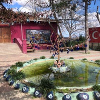 Das Foto wurde bei Polonezköy Cam Sanat Merkezi von Osman K. am 3/14/2023 aufgenommen