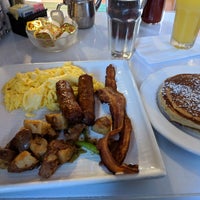 Photo taken at Roxanne&amp;#39;s Cafe by Nick S. on 4/19/2019