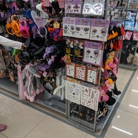 Photo taken at Daiso by Kenny E. on 9/16/2019