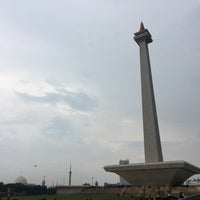 Photo taken at Jogging Track MONAS by didi on 3/26/2017