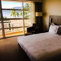 Das Foto wurde bei DoubleTree by Hilton Hotel Cairns von James F. am 6/25/2015 aufgenommen