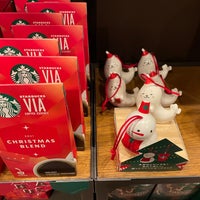 Photo taken at Starbucks by ayaco on 11/12/2021