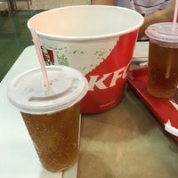 Photo taken at KFC by Guilherme S. on 5/17/2016