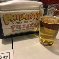 Снимок сделан в Phillippi&amp;#39;s Family Dining &amp;amp; Pizzeria пользователем Samuel F. 1/23/2019
